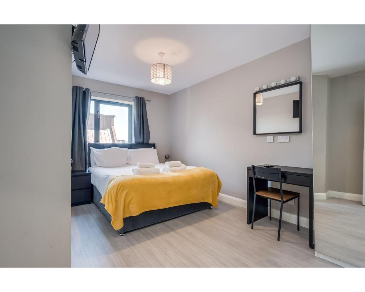 Central Belfast Apartments: Citygate Oda fotoğraf